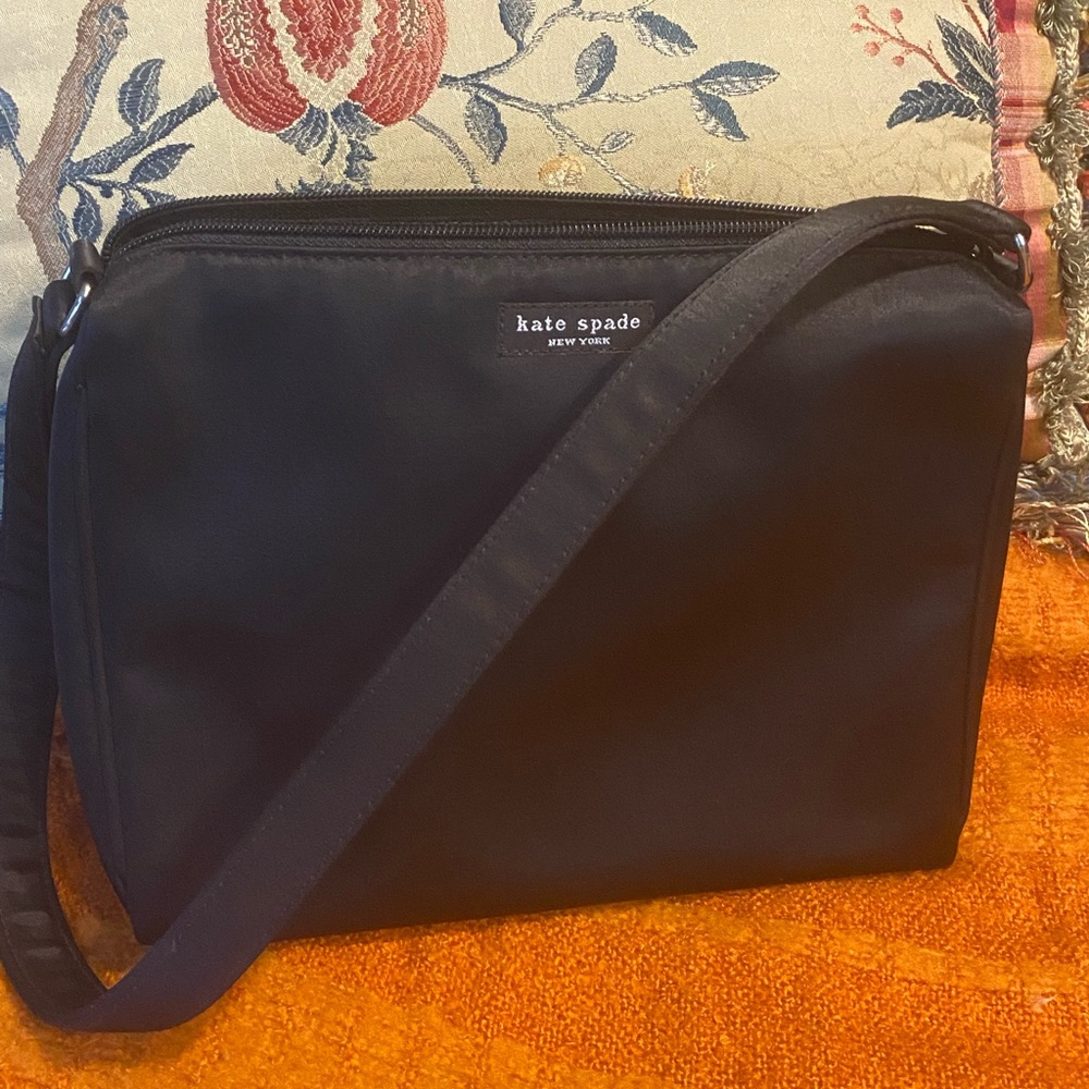 Shoulder bag  is very good condition